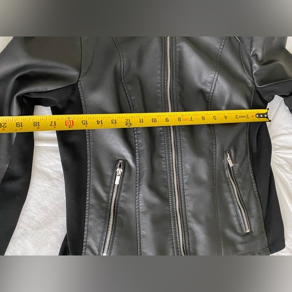 NWOT. Express Faux Leather Moto
Jacket, Sz L - Picture 6 of 10